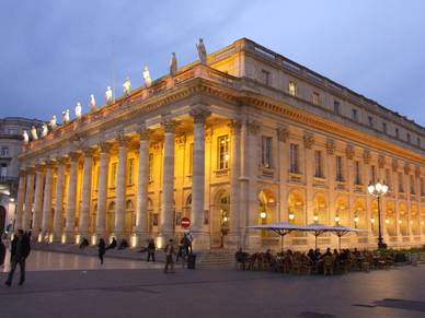Beeindruckende Bauwerke in Bordeaux, Französisch Sprachreisen für Erwachsene